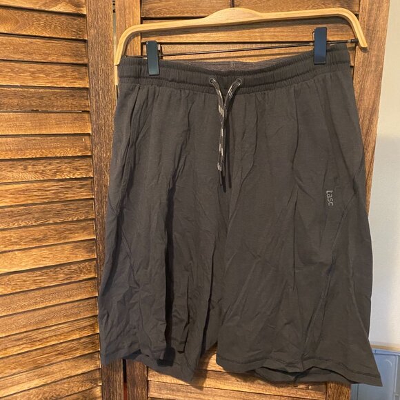 Tasc Carrollton Classic Gym Short Gunmetal - Picture 1 of 4